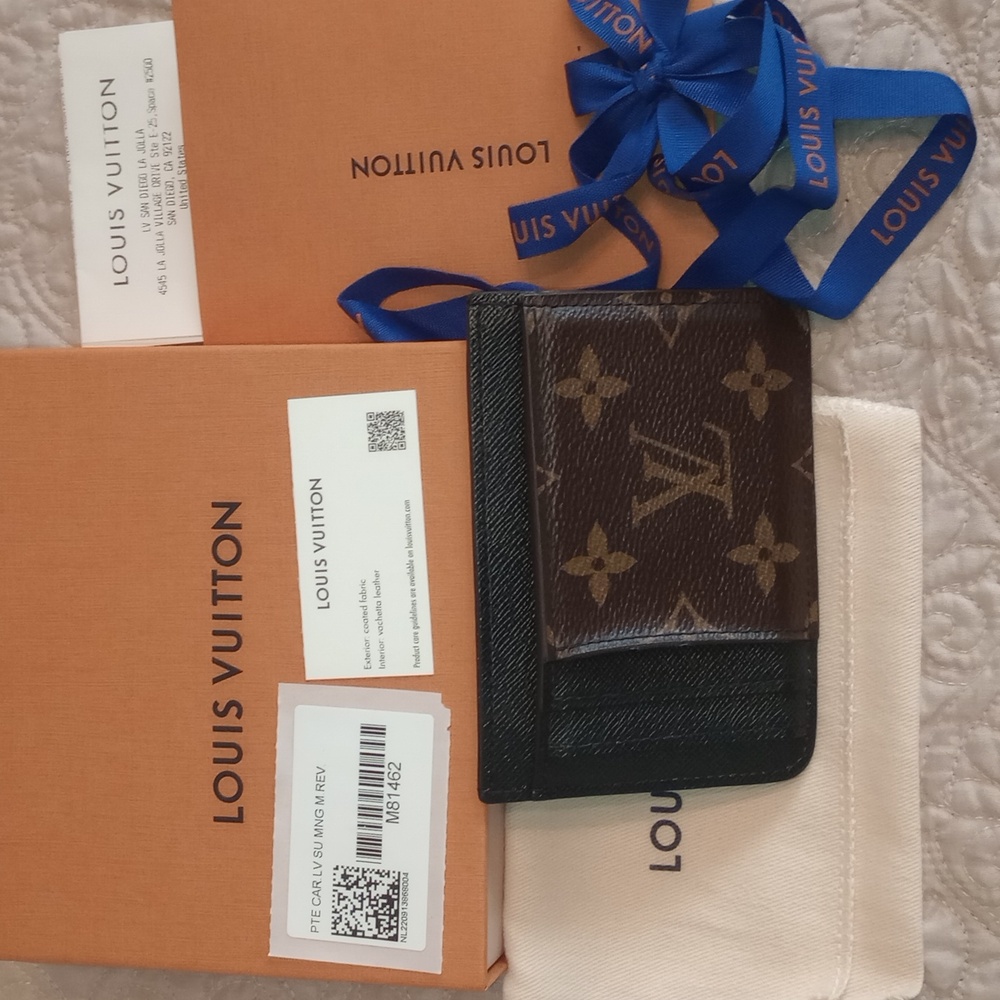 Louis Vuitton Monogram Card Holder